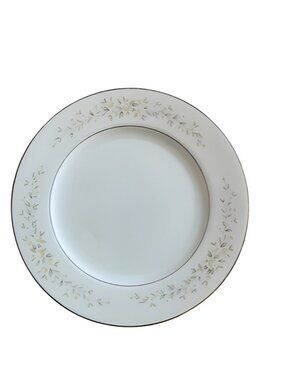 Crown Victoria Fine China Bread Desert Plate